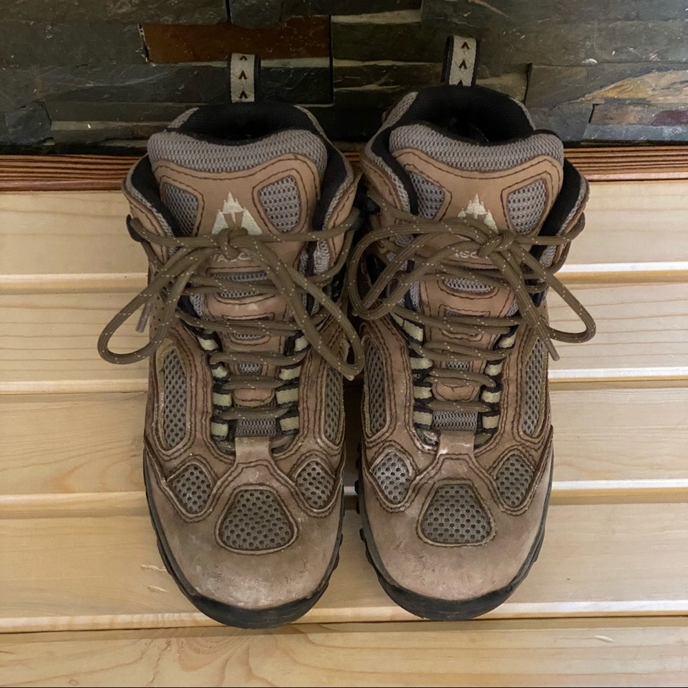 VASQUE • “Breeze GTX” Goretex Leather Hiking Boots - Size 6.5 - Picture 16 of 16